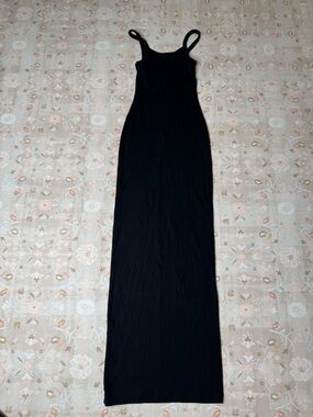 Black Sleeveless Maxi Dress - Classic Slim Fit